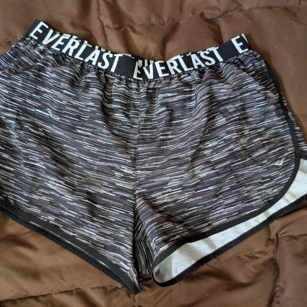 Everlast Black and White Athletic Shorts Lightweight Performance
